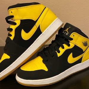 Jordan 1 Retro Mid New Love Black and Yellow